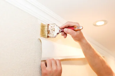 Pose de papier peint au Breuil-en-Bessin — revêtements muraux et toiles de verre